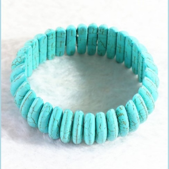 Turquoise Howlite Bead Stretch Bracelet - Picture 3 of 4